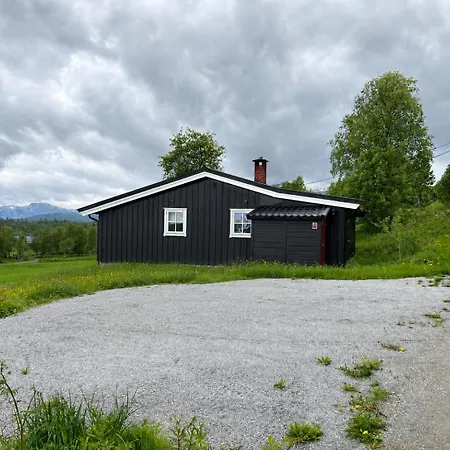Peaceful Surrounded By Hemsedals Beautiful Nature Feriehus